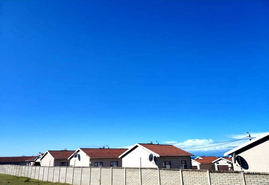 2 Bedroom Property for Sale in Graceland Eastern Cape